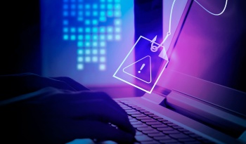 Smart transponders increase employee safety » discover the strength of ZEUS® Access Control 