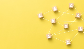 Struggling in public services with manual tasks? » ZEUS® HR Management automates your workflows